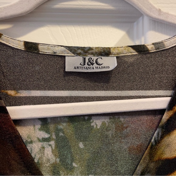 J&C Dress - Picture 4 of 5